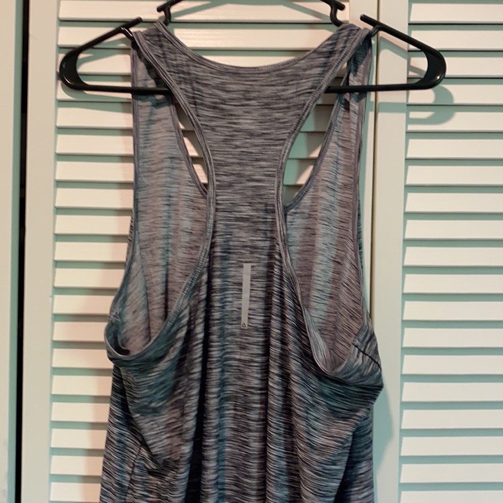 Reebok Tank Top - Picture 3 of 3